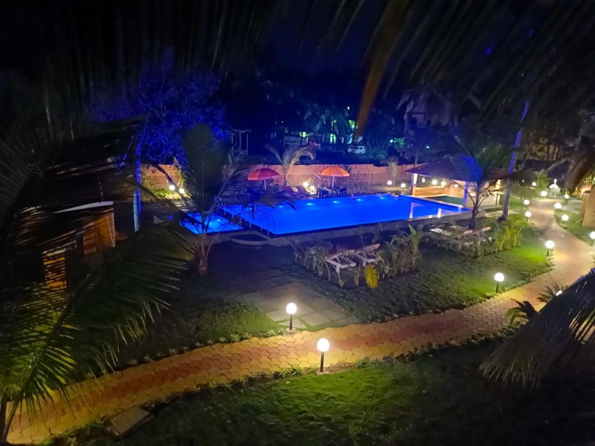 Coco Teros Resort Мандрем Экстерьер фото